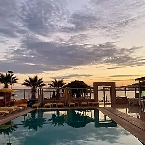 https://club-rose-bay-hotel.aegeanhotels.net