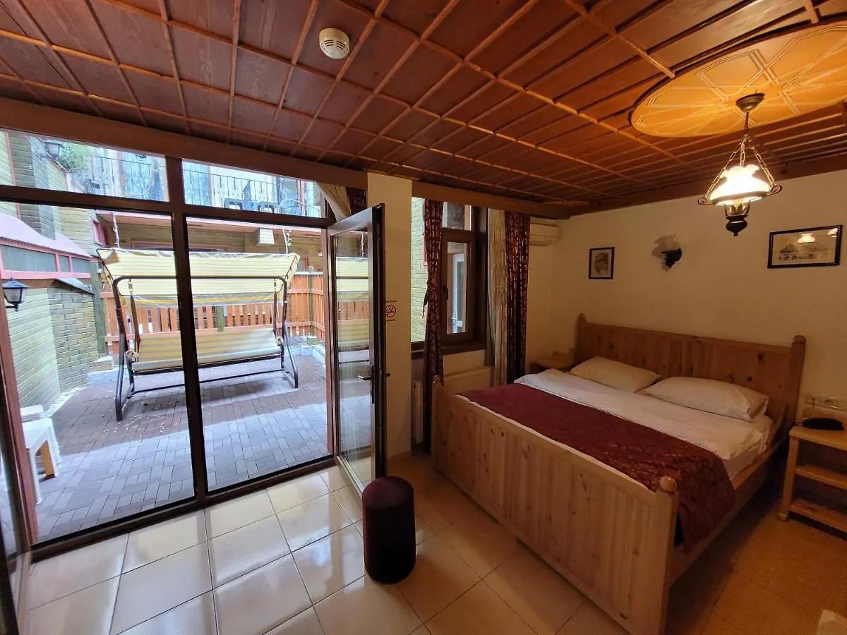 Saruhan Hotel Istanbul