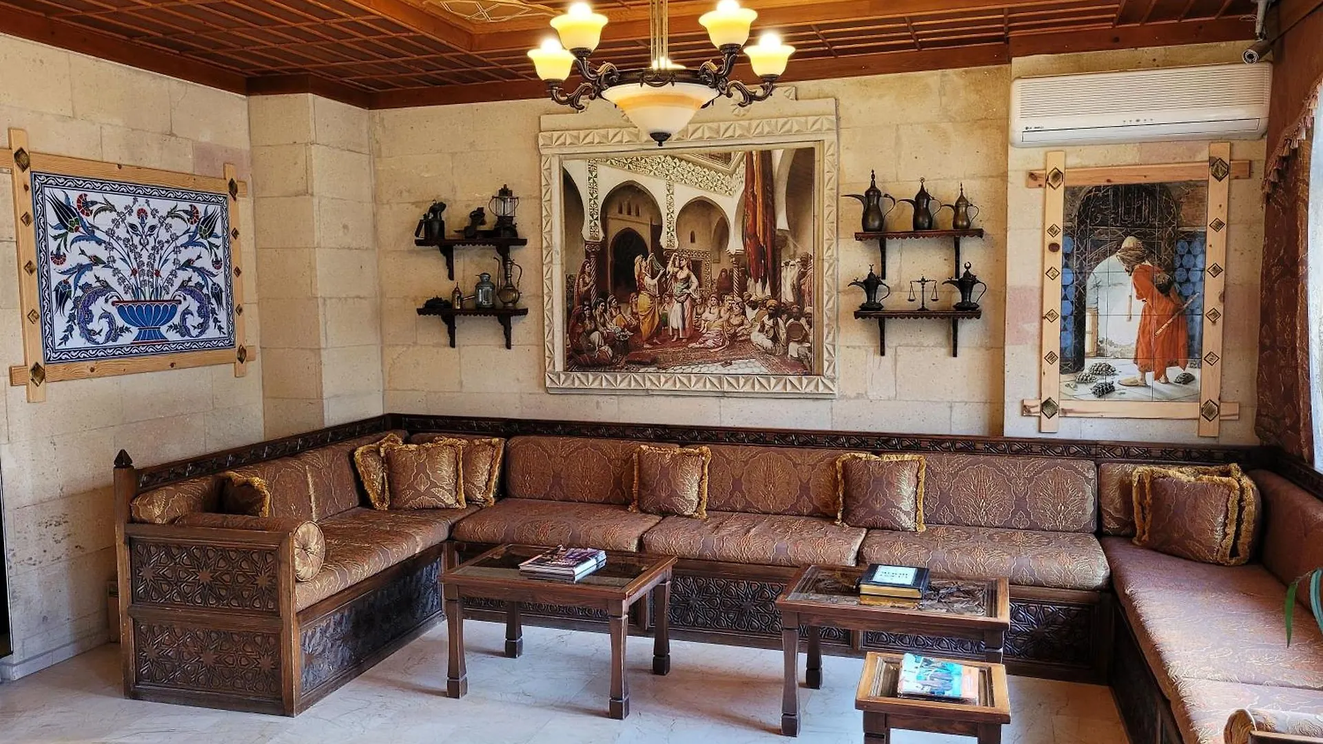 Saruhan Hotel Istanbul